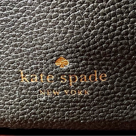 Genuine Kate Spade leather purse - Picture 5 of 5